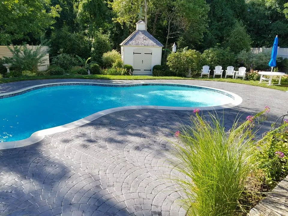 Reliable yard maintenance experts serving Hanson, MA - 1-877-Lawn-Crew