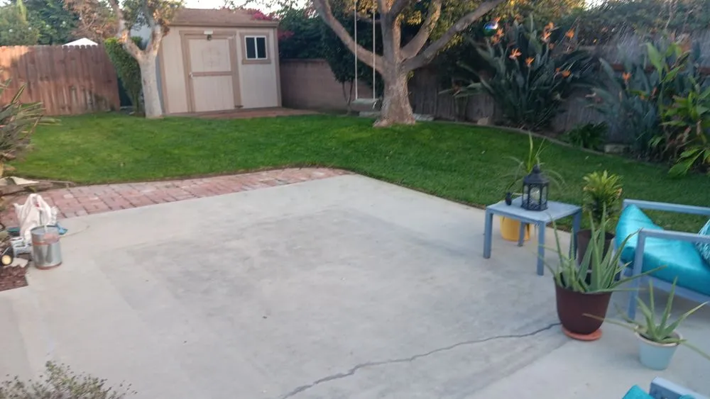 Professional outdoor landscaping for beautiful yards in Redondo, CA by 1 Best Lawn Care Services