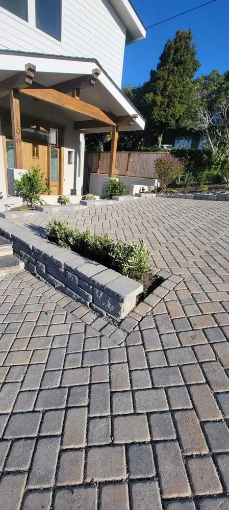 Trusted lawn mowing service in Lompoc, CA - 1 Central Coast Landscape