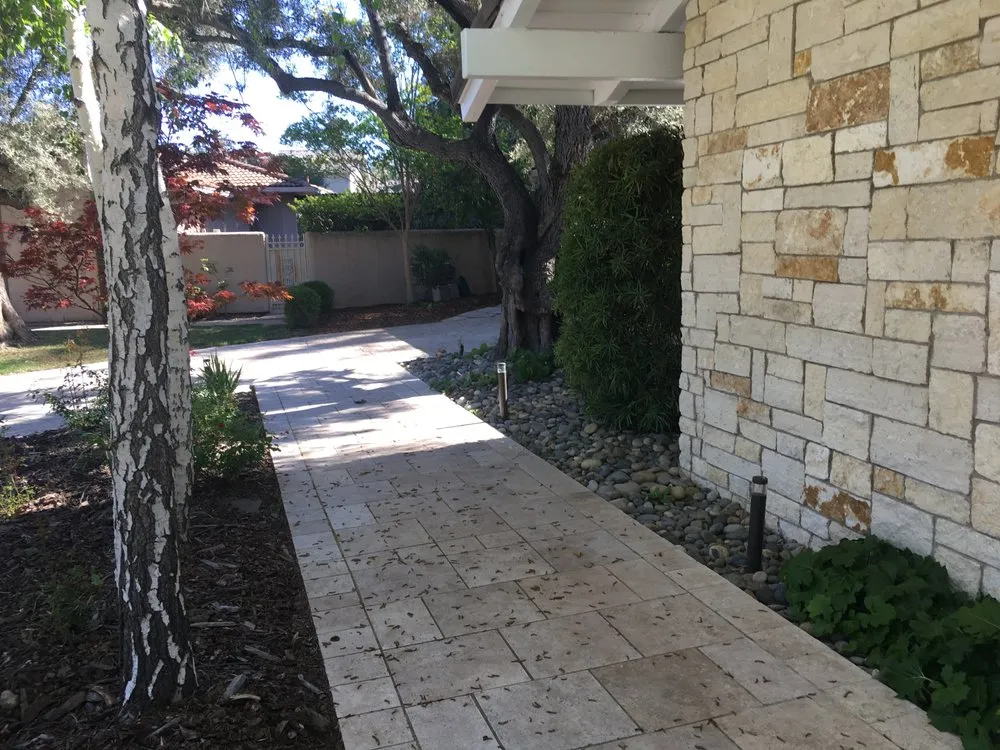 Custom residential landscaping for year-round maintenance across San Jose, CA - 1 Earth Landscape Construction