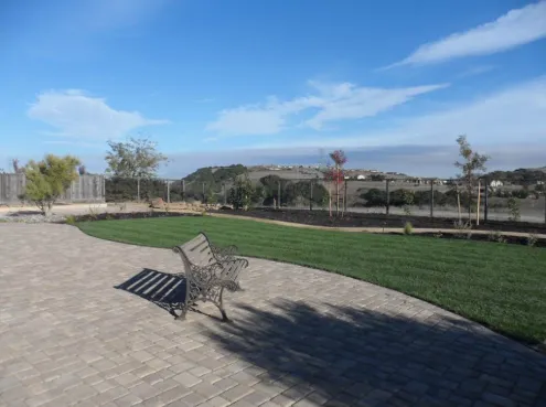 Professional yard maintenance experts serving San Jose, CA - 1 Earth Landscape Construction