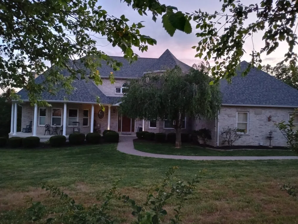 Custom garden landscaping in Jonesburg, MO by 1 Handy Woman Services & Landscape