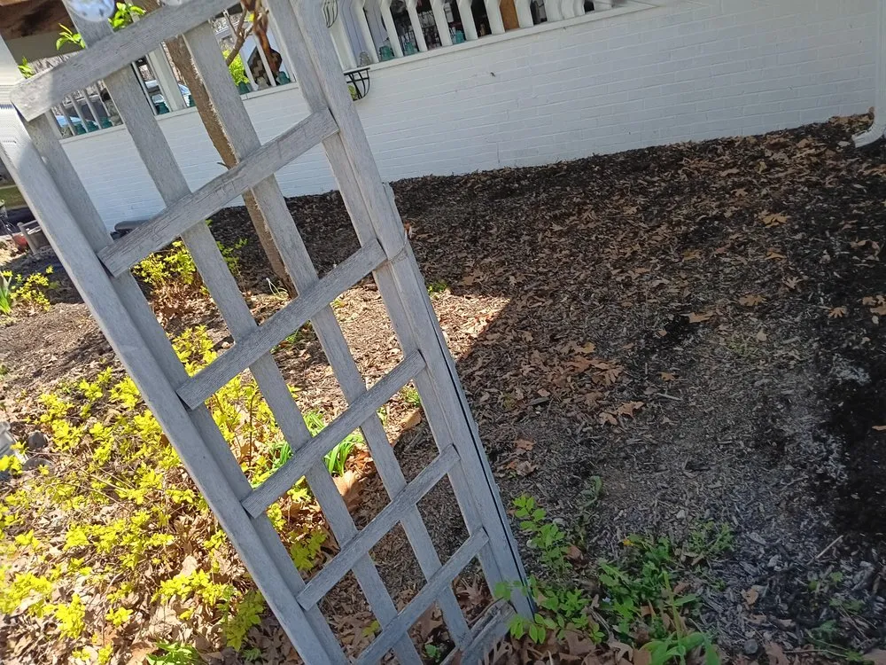 Professional landscape installation experts serving Jonesburg, MO - 1 Handy Woman Services & Landscape