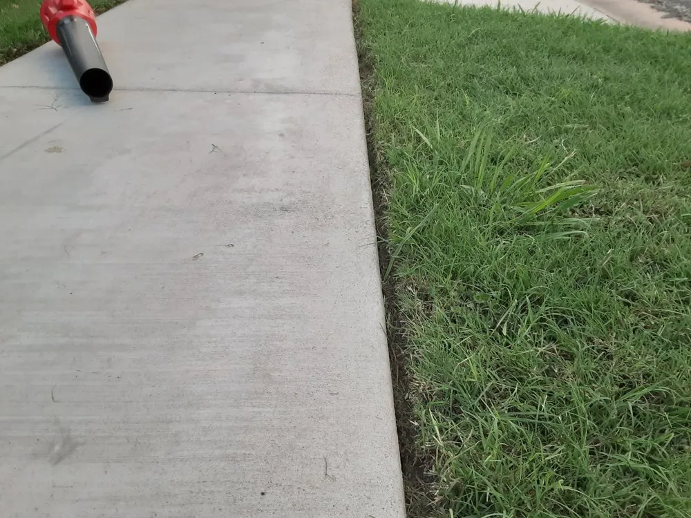 Reliable yard cleanup service with custom design across Killeen, TX - 1 Luv Lawn Care