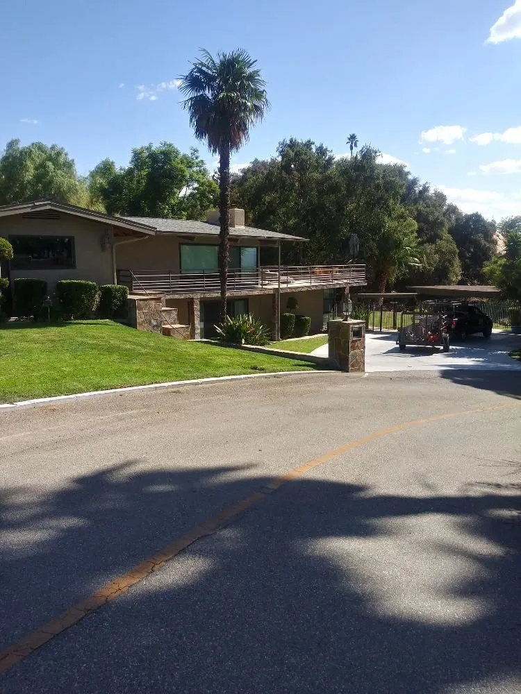 Professional landscape installation experts serving Riverside, CA - 1 Neat Landscaping Lawn Maintenance N Tree Services