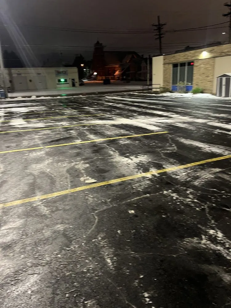 Affordable yard maintenance in Erie, PA by 1 of 1 Services