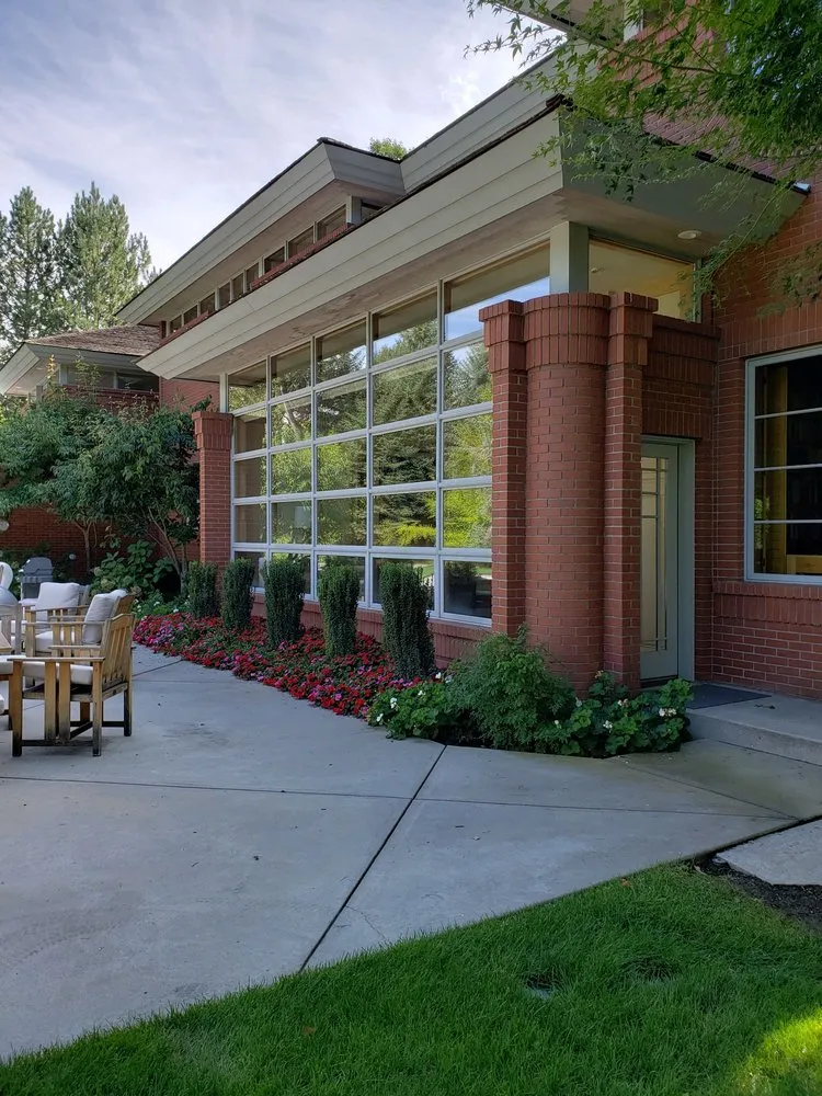 Affordable lawn care service in Meridian, ID - 1 of a Kind Landscape