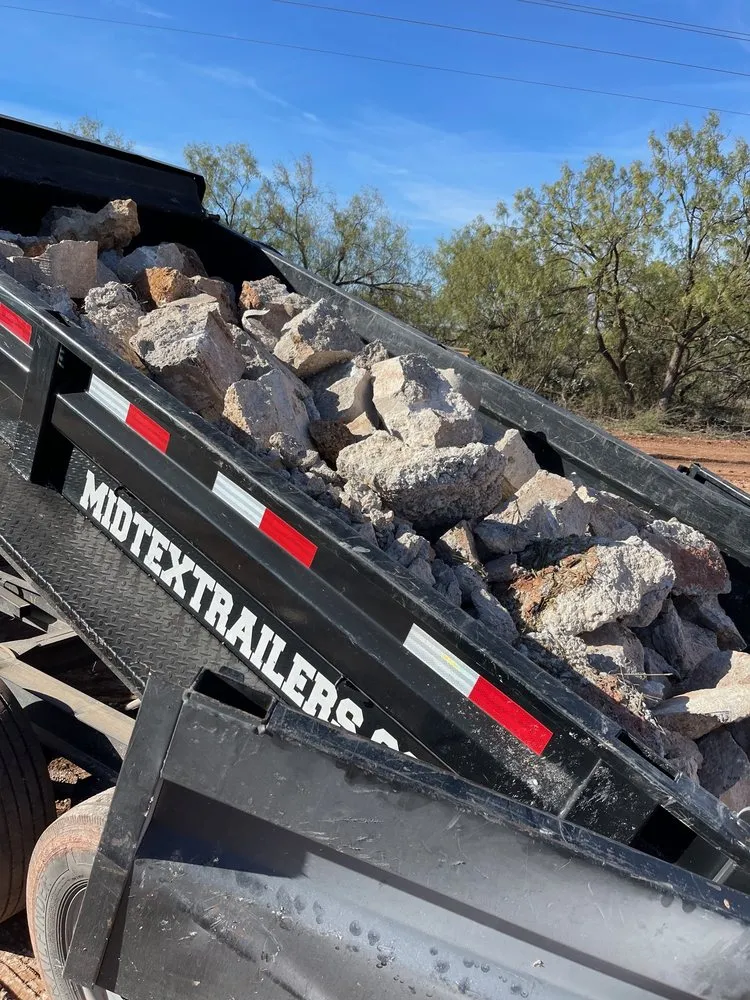 Expert outdoor landscaping for homes in Abilene, TX by 1 Rose Management