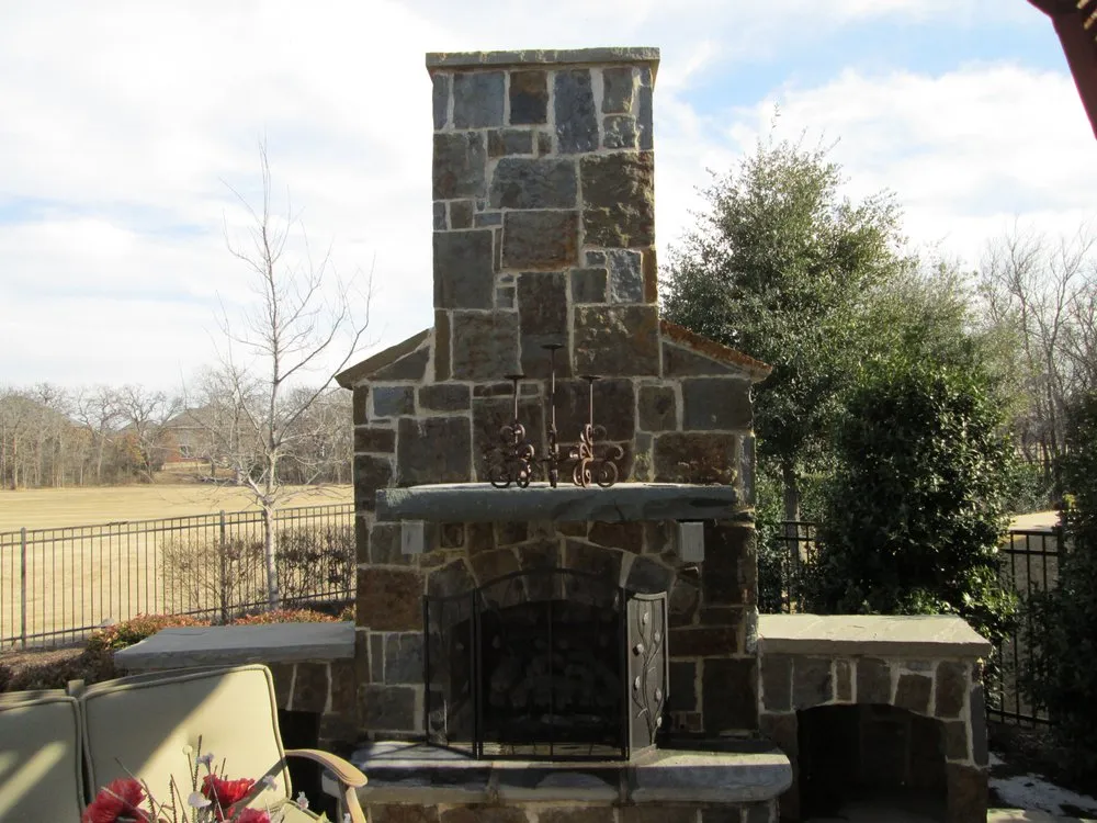 Custom garden landscaping in Lake Dallas, TX - 1 Stop House & Lawn