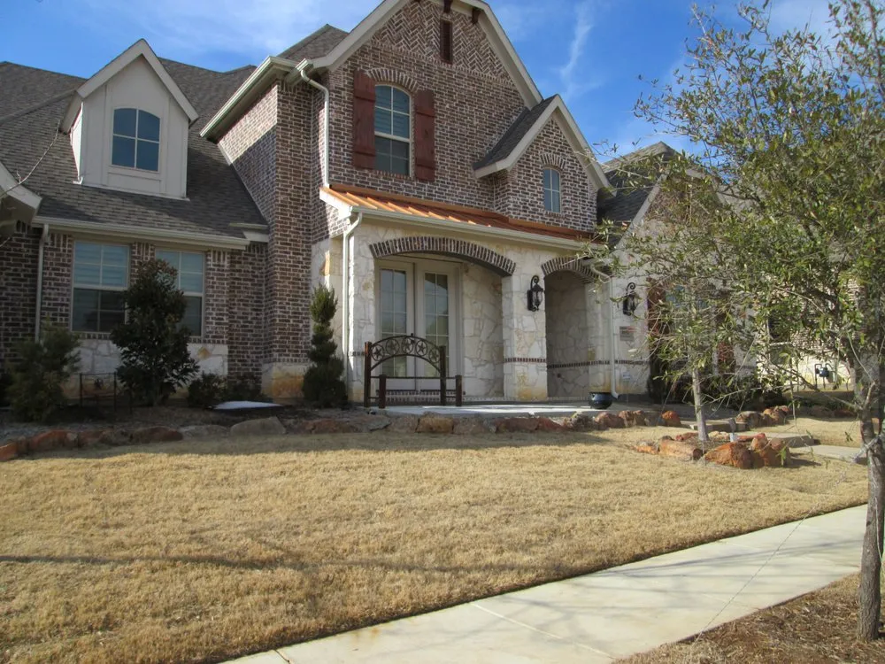 Local yard cleanup service for year-round maintenance across Lake Dallas, TX - 1 Stop House & Lawn