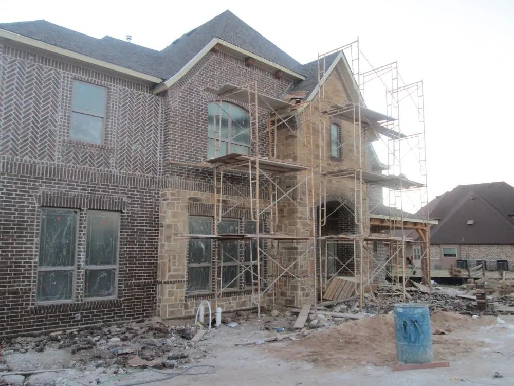 Local lawn care service experts serving Lake Dallas, TX - 1 Stop House & Lawn