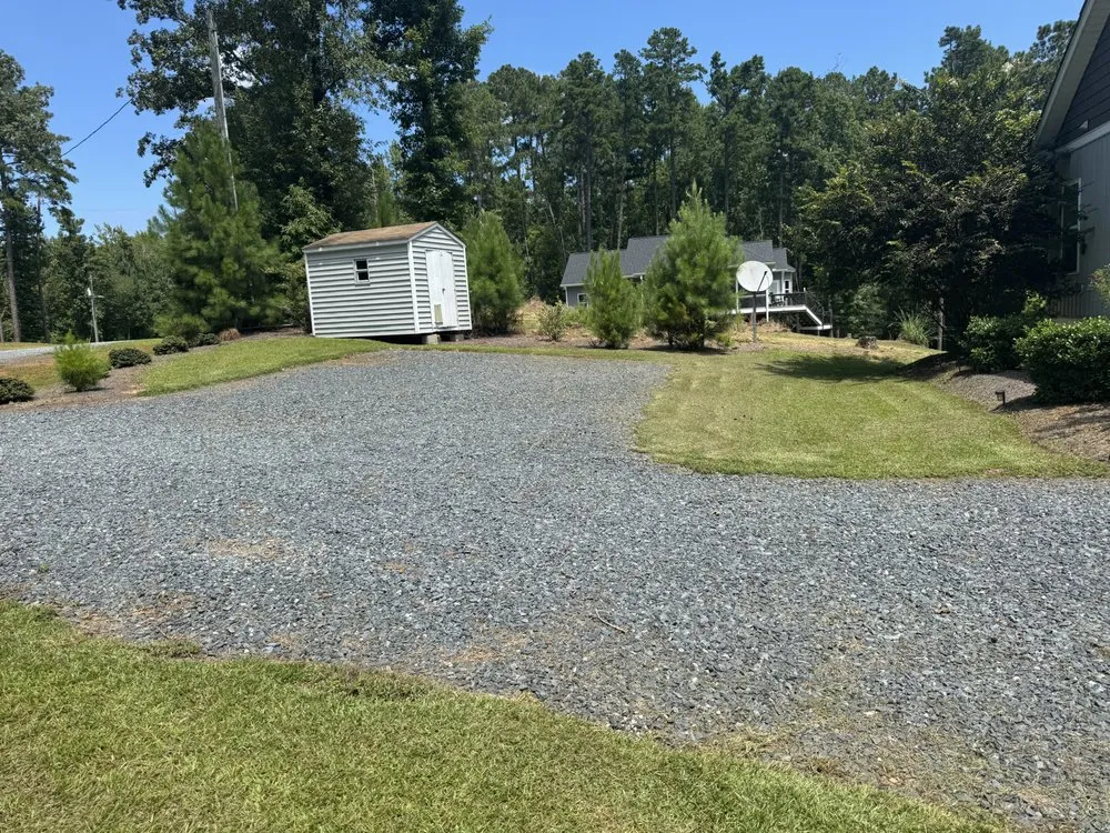 Top-rated yard cleanup service in Mount Gilead, NC - 10 42 Earthworks
