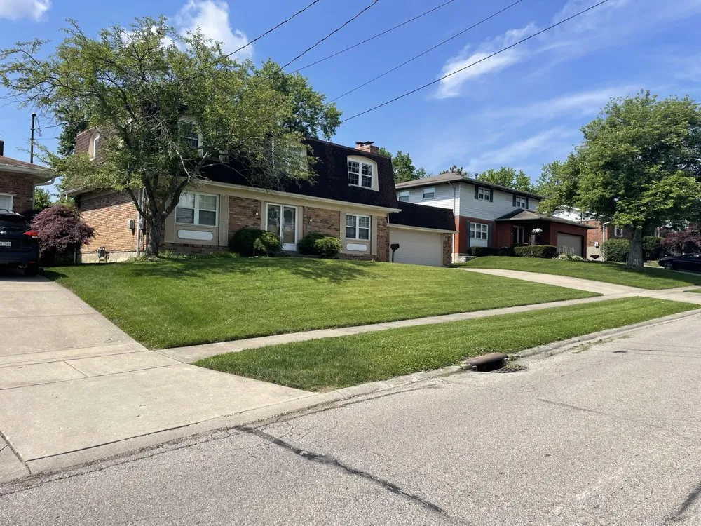 Affordable residential landscaping for year-round maintenance in Cincinnati, OH by 10 Yards Lawn Mowing