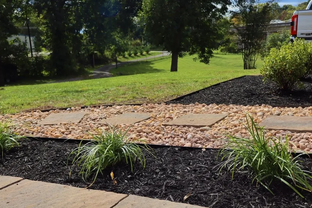 Local garden landscaping experts serving Knoxville, TN - 101 Contractor