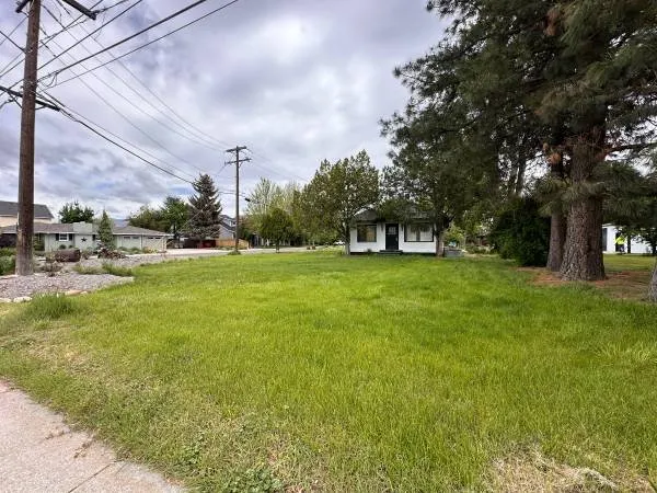 Reliable outdoor landscaping in Boise, ID - 10/10 Lawn & Lighting