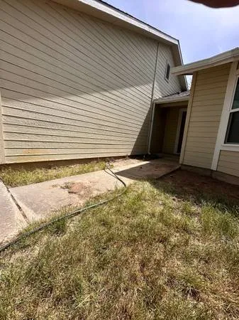 Expert yard cleanup service in Boise, ID by 10/10 Lawn & Lighting