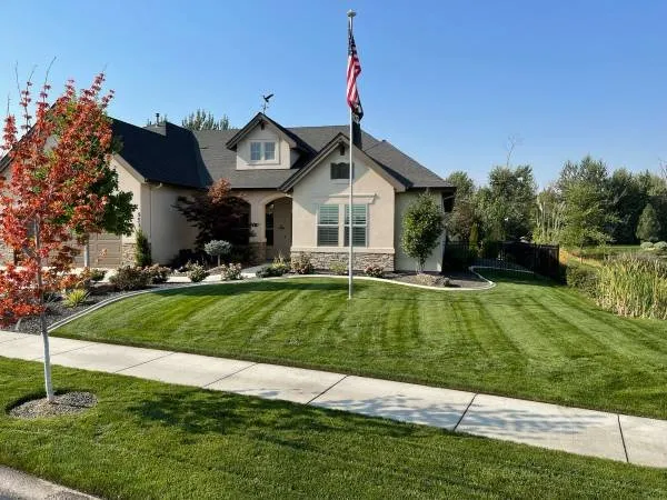 Professional outdoor landscaping for beautiful yards across Boise, ID - 10/10 Lawn & Lighting