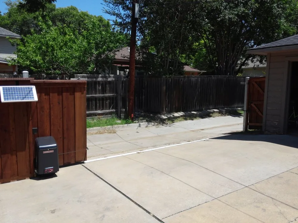 Top-rated landscape design in Dallas, TX - 10Fences Custom Exteriors