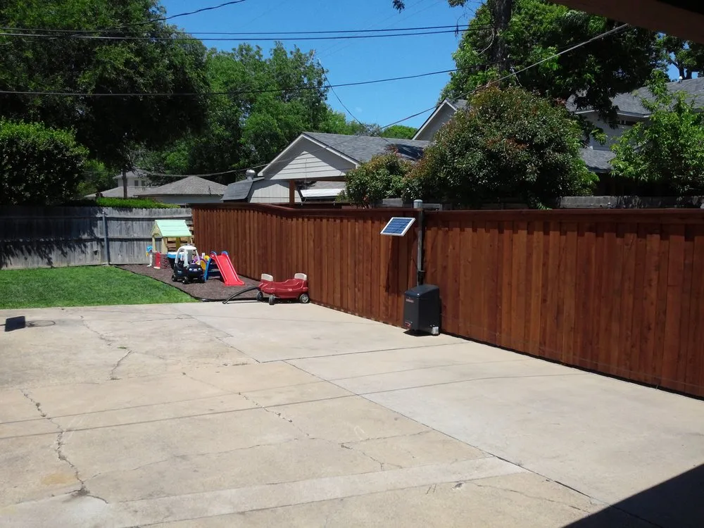 Reliable outdoor landscaping for year-round maintenance in Dallas, TX by 10Fences Custom Exteriors