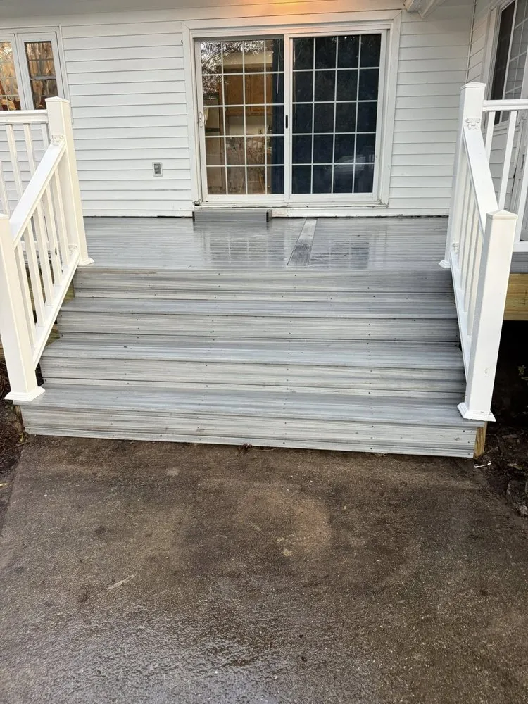 Professional yard maintenance with custom design across Sneads Ferry, NC - 110% Landscaping