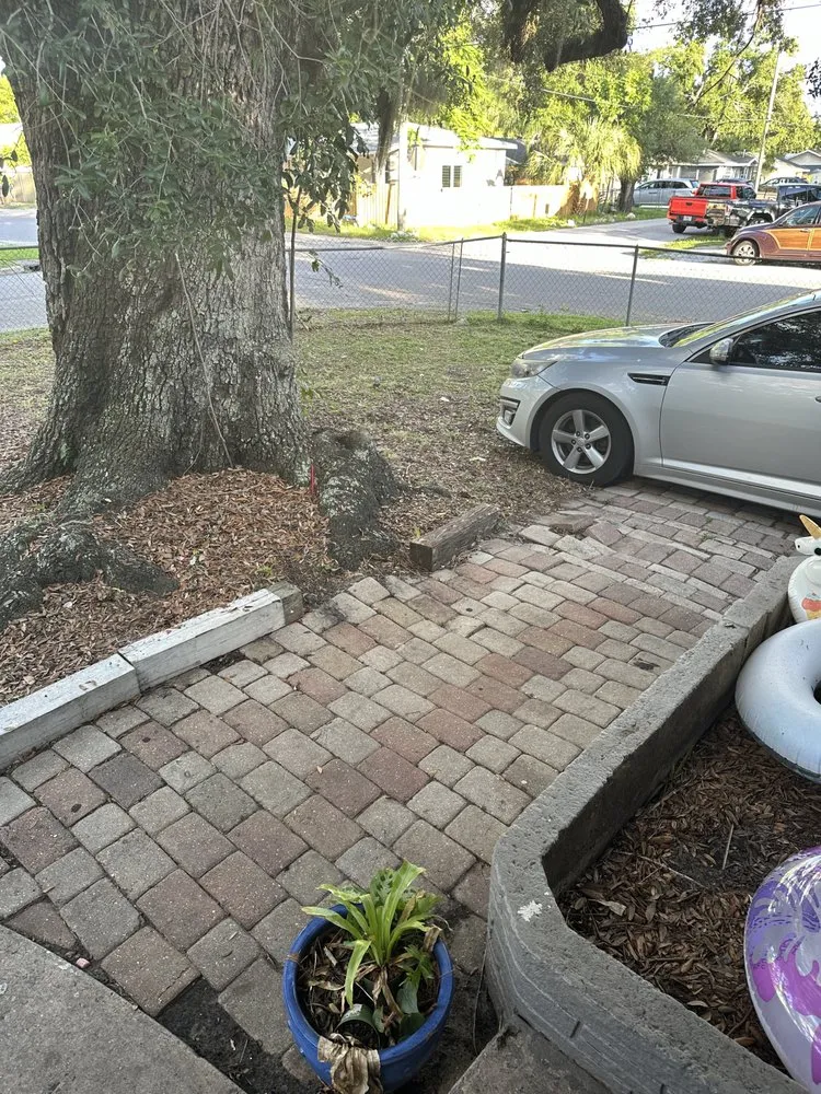 Local landscaping services in Largo, FL by 12 Gage Lawn Care