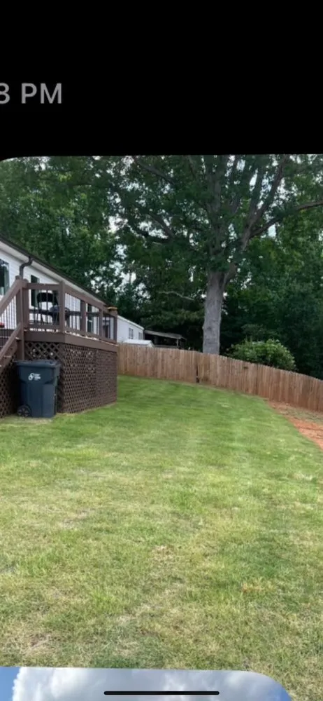 Expert lawn mowing service in Greenville, SC - 123 Lawncare