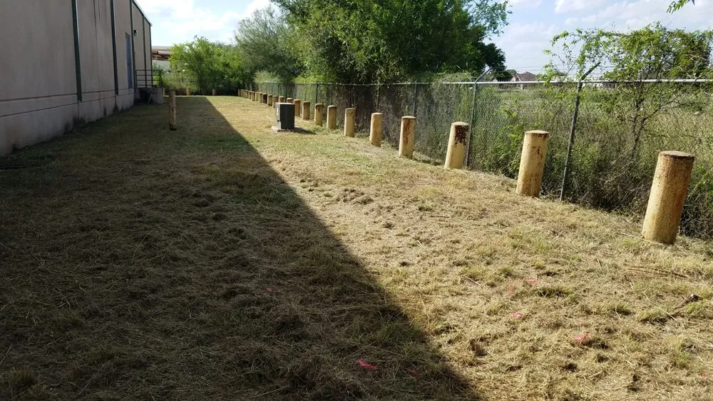 Affordable landscaping services experts serving McAllen, TX - 123 RGV Services