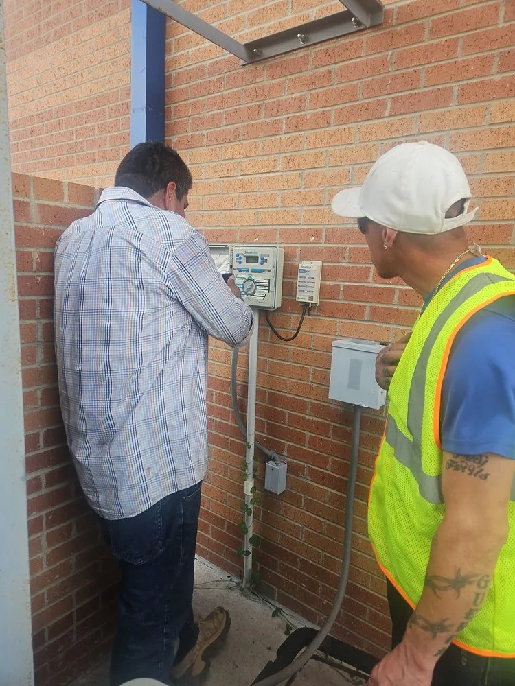 Affordable lawn care service experts serving McAllen, TX - 123 RGV Services