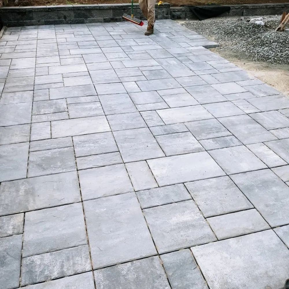 Custom lawn mowing service experts serving Peekskill, NY - 123Flash-handyman