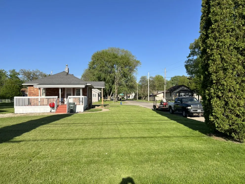 Expert residential landscaping in Waterloo, IA - 143 Lawn Care and Snow Removal