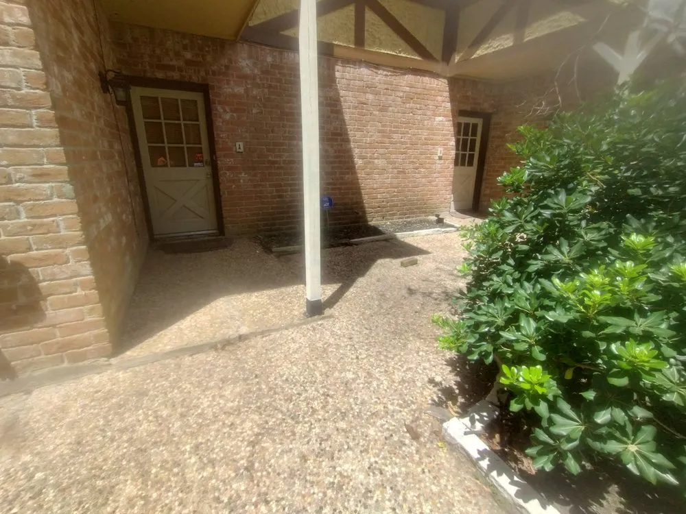 Local landscaping services in Katy, TX - 19Rozez