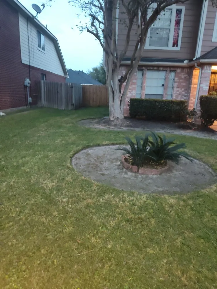Professional landscape design in Hockley, TX by 1son Elect Mowers