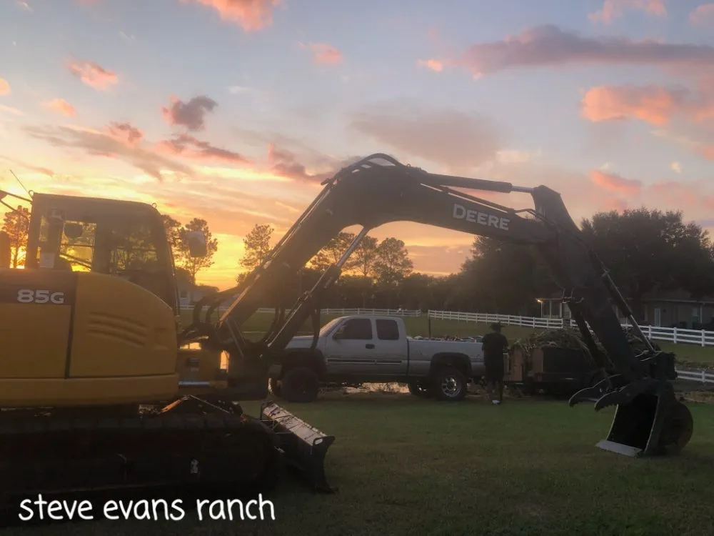 Custom yard cleanup service in Davenport, FL by 1st Choice Aquatics & Land Management