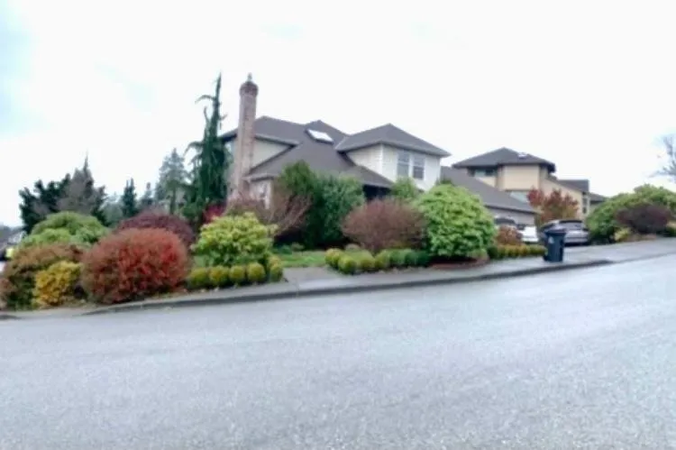 Expert landscape installation experts serving Marysville, WA - 1St Choice Landscaping