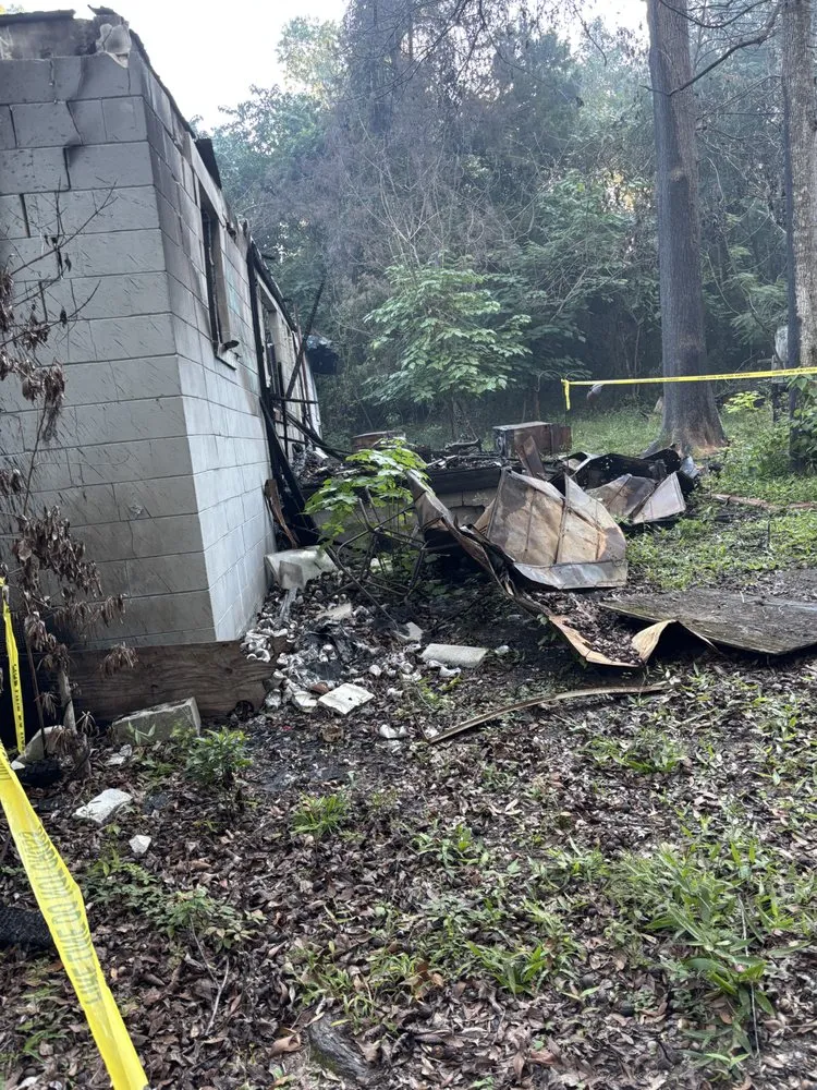 Expert garden landscaping in Port Charlotte, FL by 1st Choice Landscaping