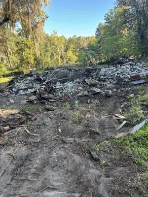 1st Choice Landscaping Logo