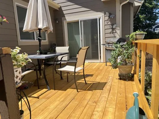 1st Choice Lawn Services Logo