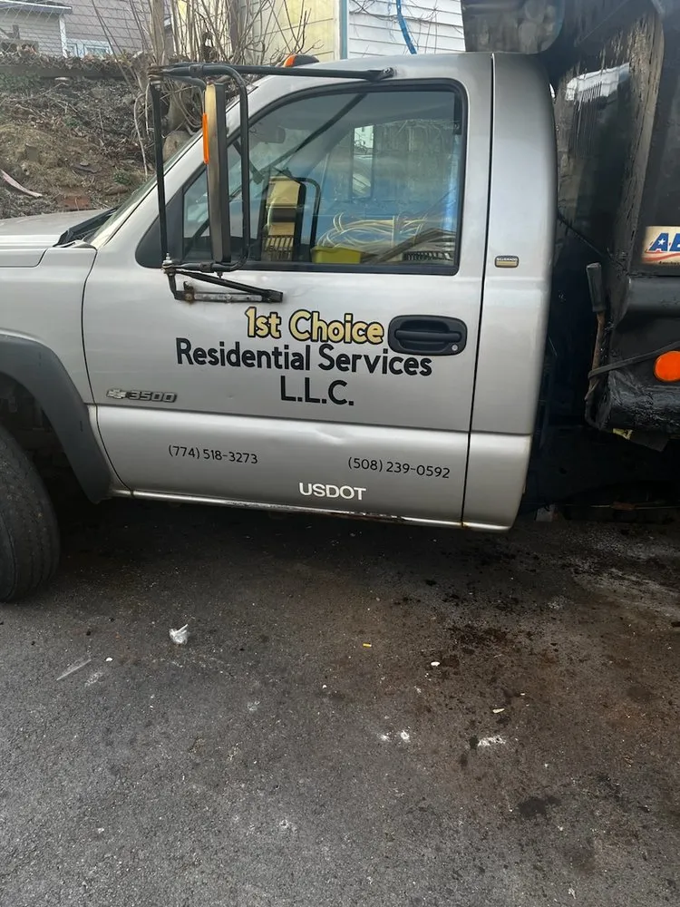 Expert lawn care service in Dudley, MA by 1st Choice Residential Services