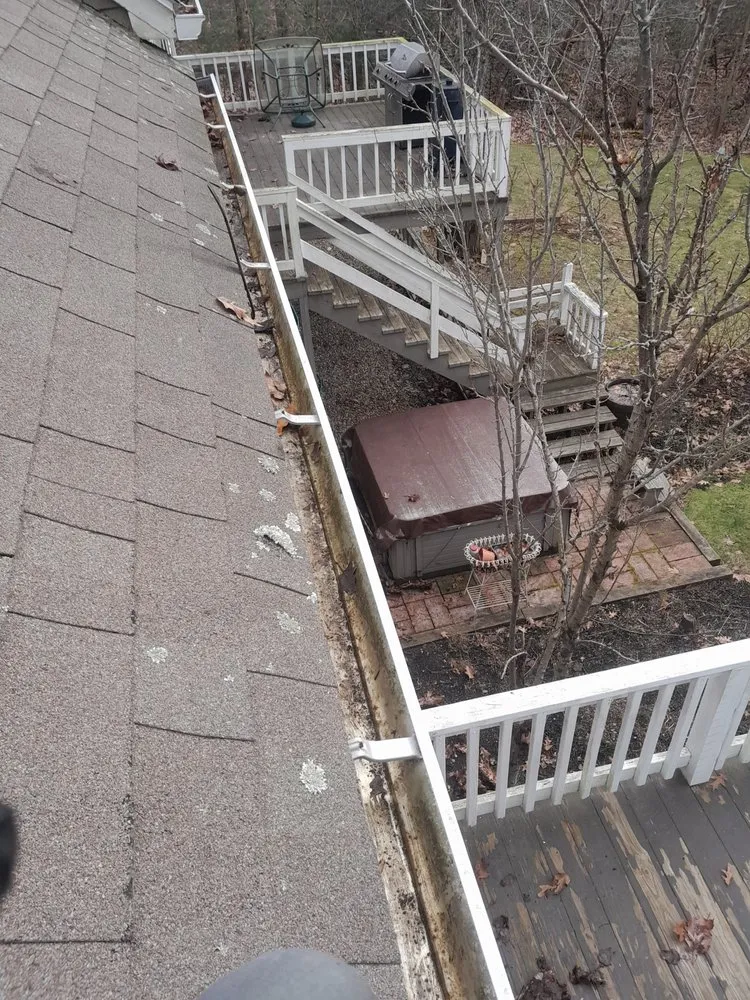 Trusted lawn care service for residential properties across Dudley, MA - 1st Choice Residential Services