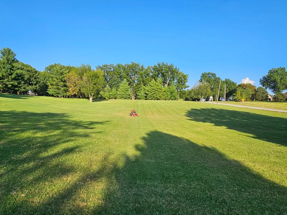 Expert garden landscaping for residential properties in Ft Leavnwrth, KS by 1st City Lawn Reapers