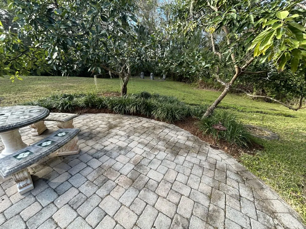 Custom residential landscaping in Winter Park, FL by 1st Class Lawn Care & Maintenance
