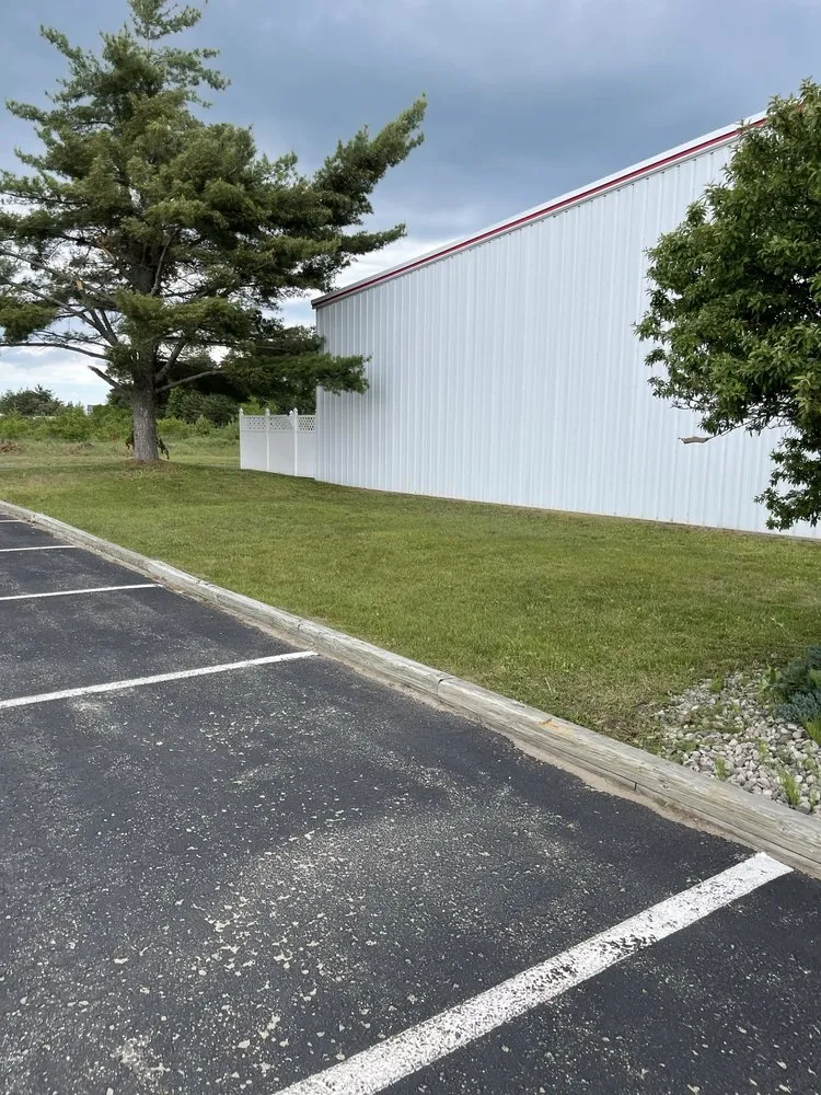 Reliable yard cleanup service in Mancelona, MI - 1st Cor Maintenance