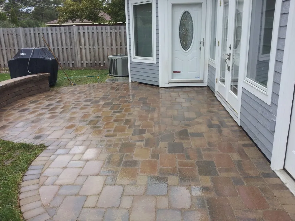 Professional landscaping services experts serving Downers Grove, IL - 1st Cut Landscape