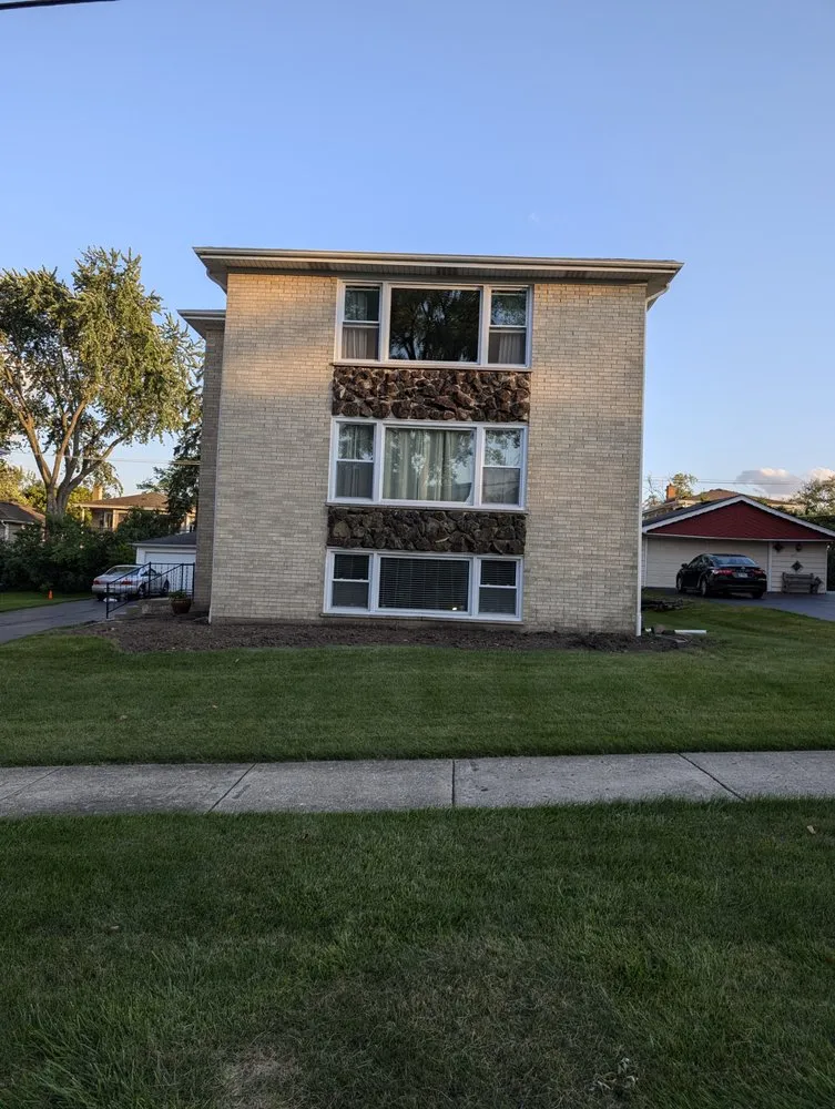 Custom landscape design near you in Downers Grove, IL by 1st Impressions