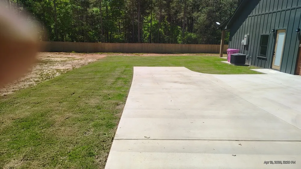 Professional lawn care service experts serving Longview, TX - 2 Bros Lawn pros