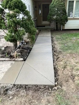 2 Bro’s Tear & Repair Logo