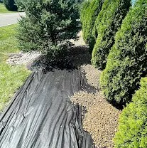 Reliable yard cleanup service with custom design across Canton, OH - 2 Brother Landscaping