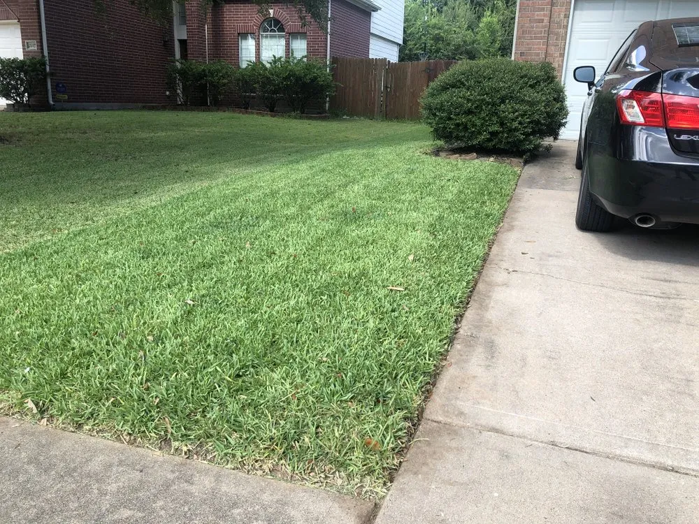 Affordable garden landscaping experts serving Houston, TX - 2 Brothers Lawn Mowing