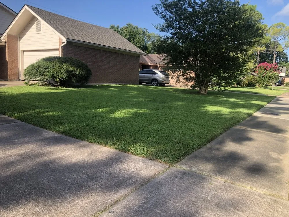 Affordable yard maintenance experts serving Houston, TX - 2 Brothers Lawn Mowing