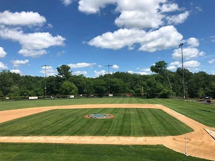 Professional landscape design experts serving Oshkosh, WI - 2 bud's N a bucket
